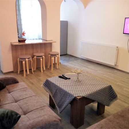 Old Сity Apartment ティビリシ エクステリア 写真
