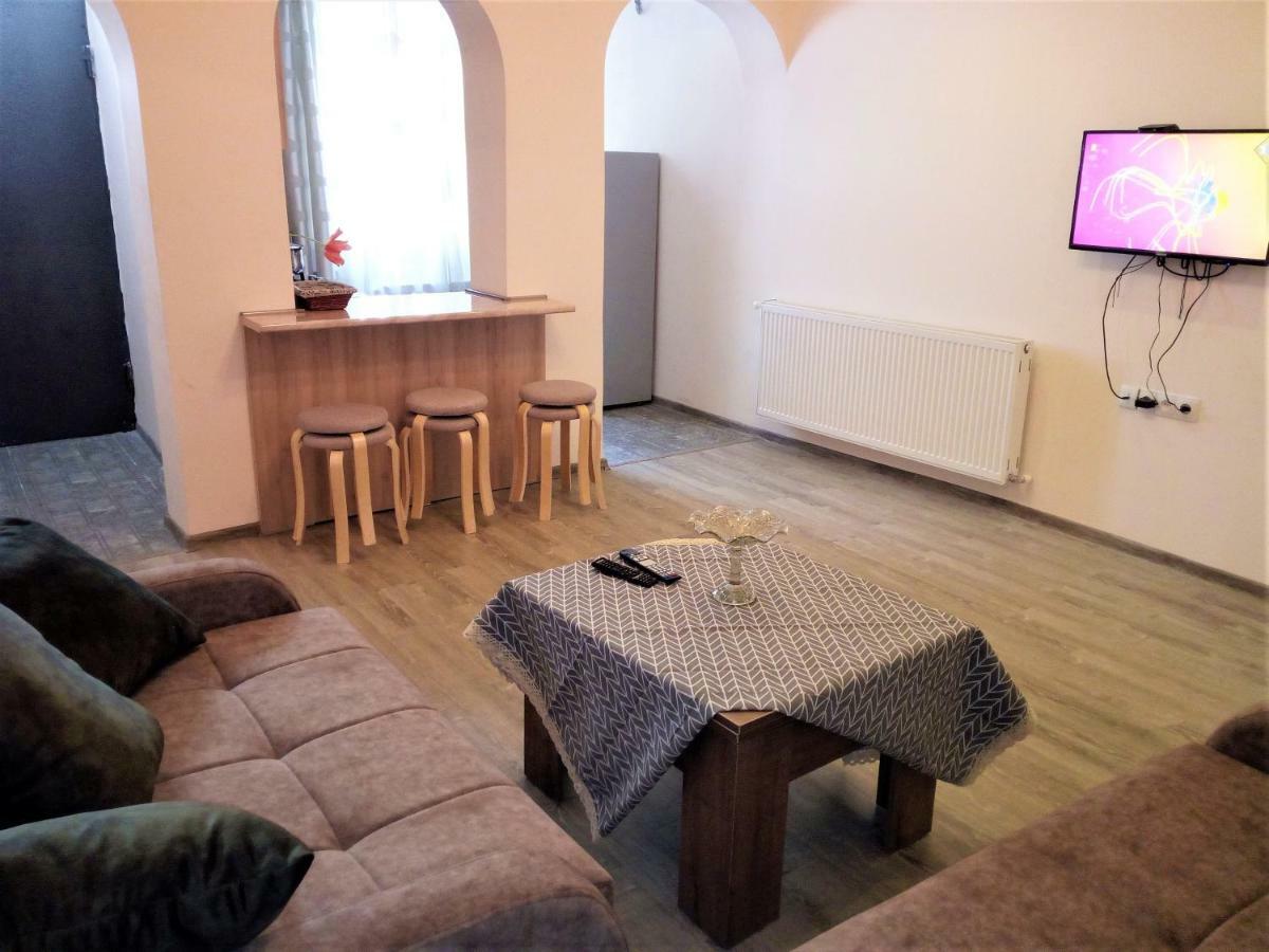Old Сity Apartment ティビリシ エクステリア 写真